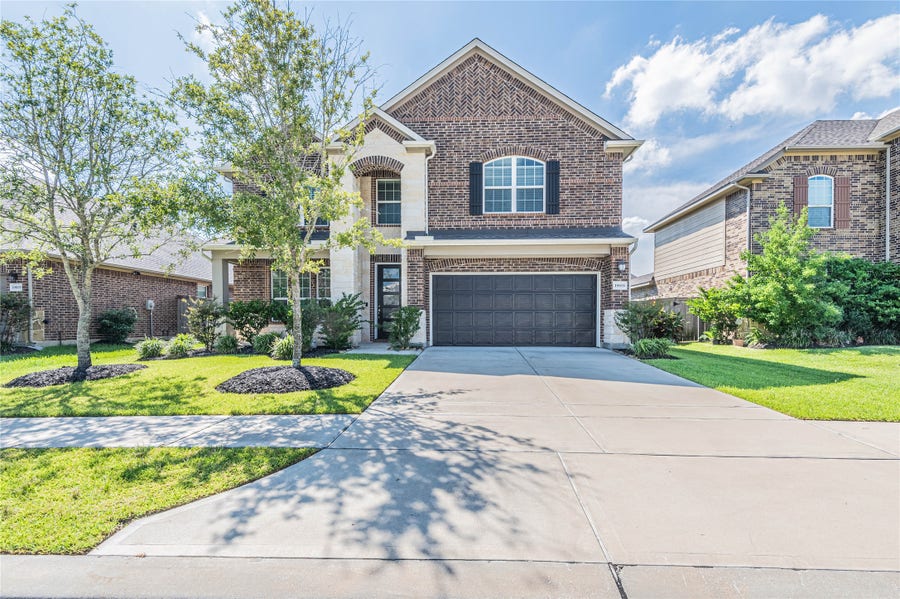 Property photo for 19819 La Portada Drive, Cypress, TX