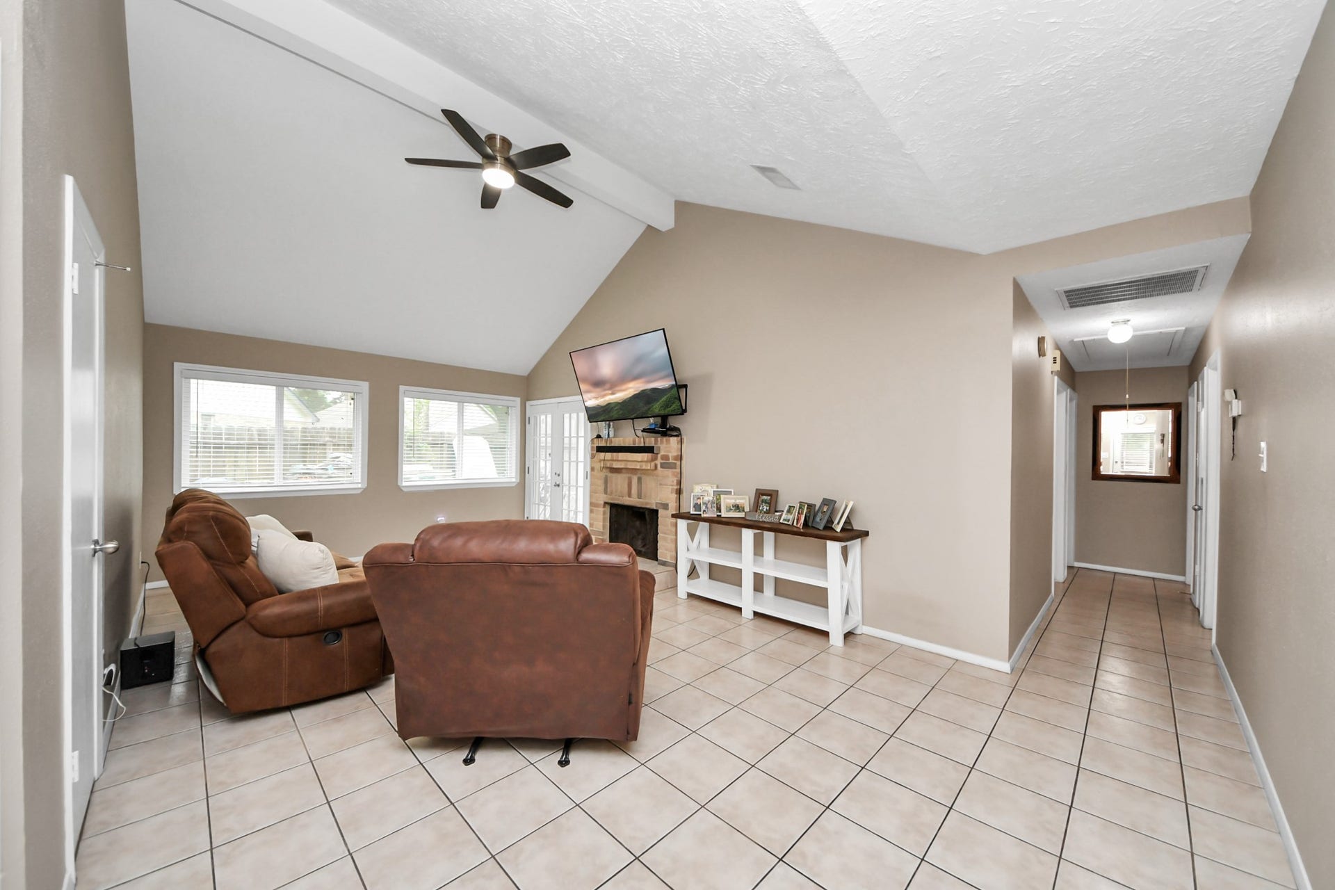9634 Thistle Trail Drive, Houston, TX 77070