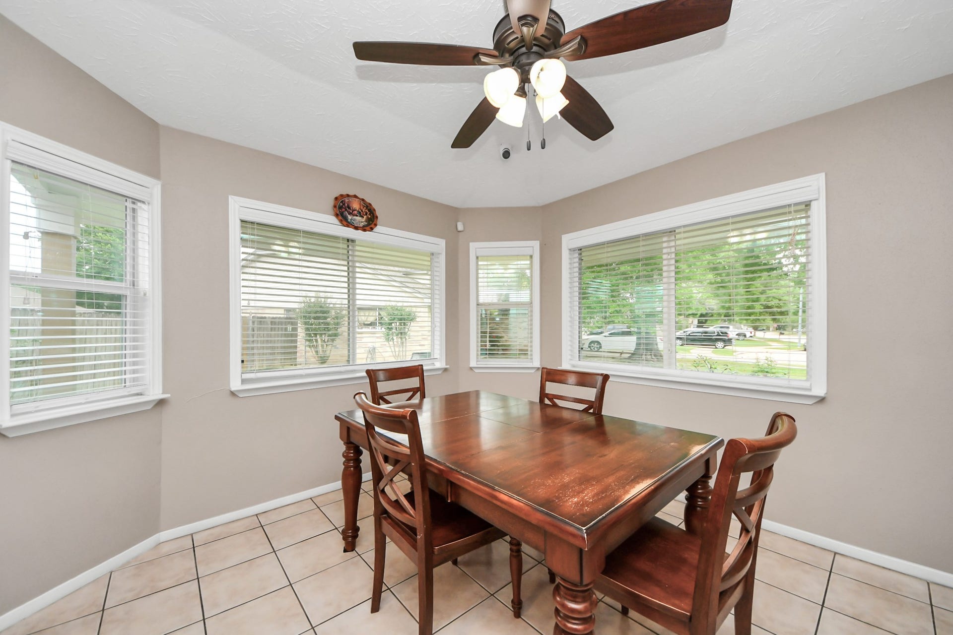 9634 Thistle Trail Drive, Houston, TX 77070