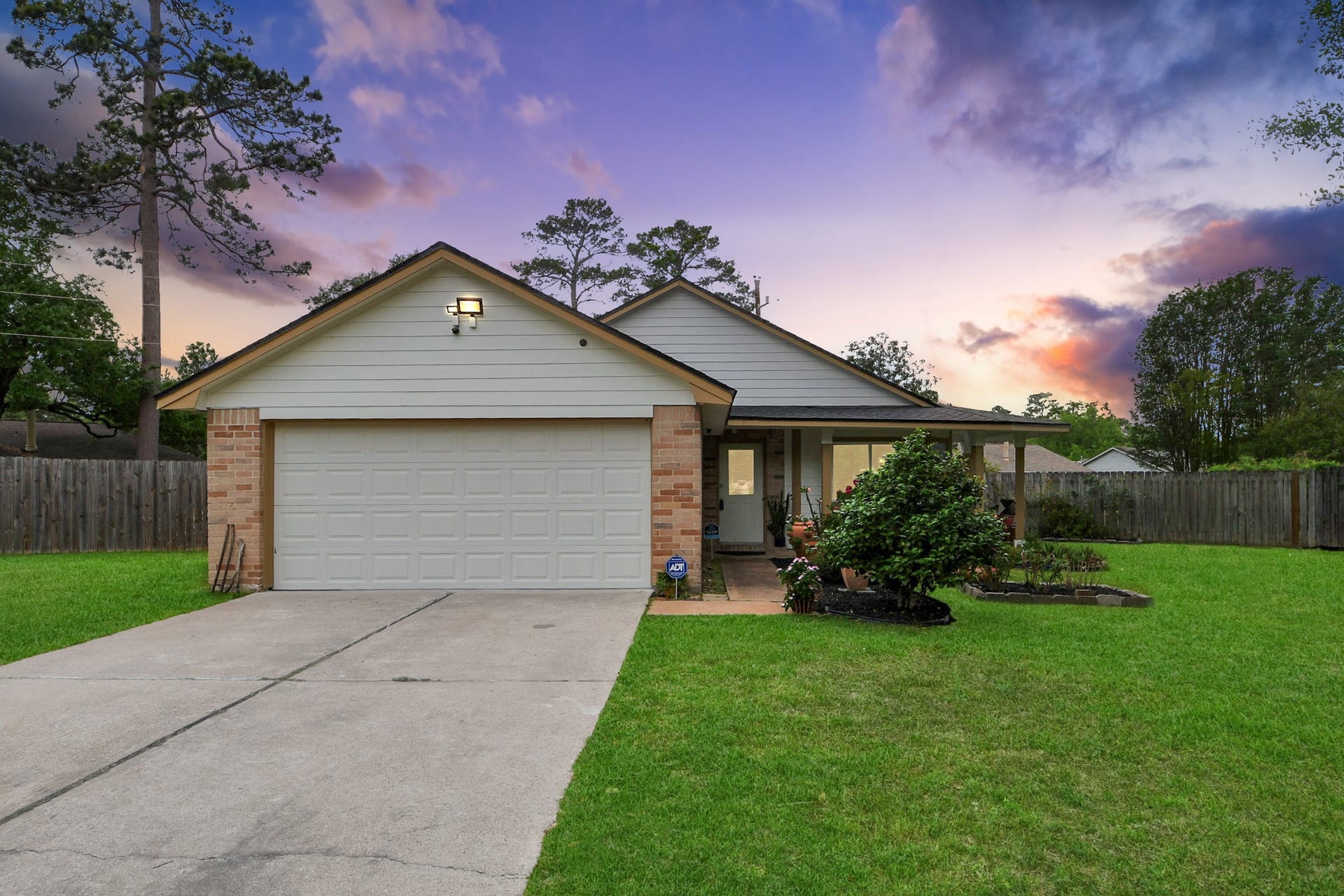 9634 Thistle Trail Drive, Houston, TX 77070