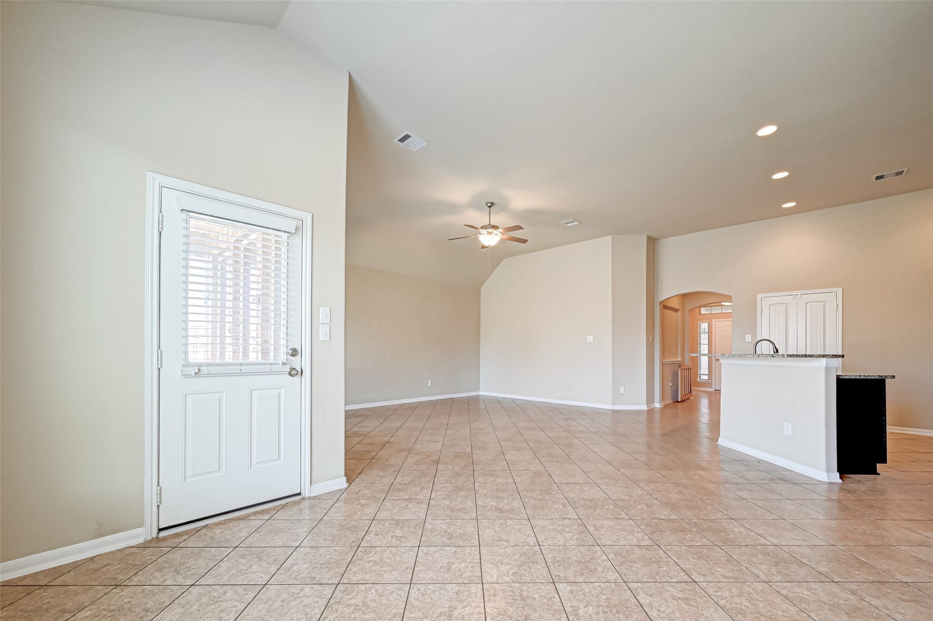 402 Conchola Lane, Richmond, TX 77469 Alternate view of the dining area.