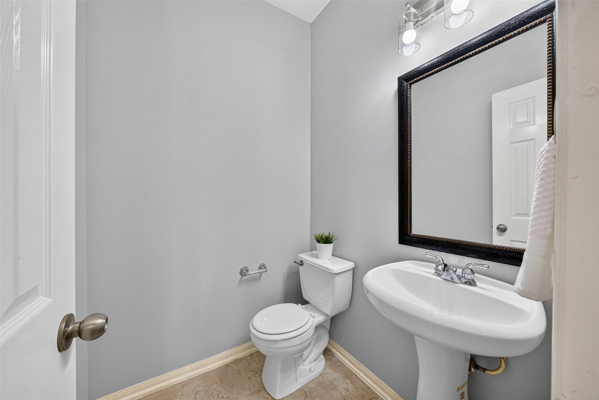 30 Palm Villas Drive, Manvel, TX 77578 30 Palm Villas Drive, Manvel, TX 77578