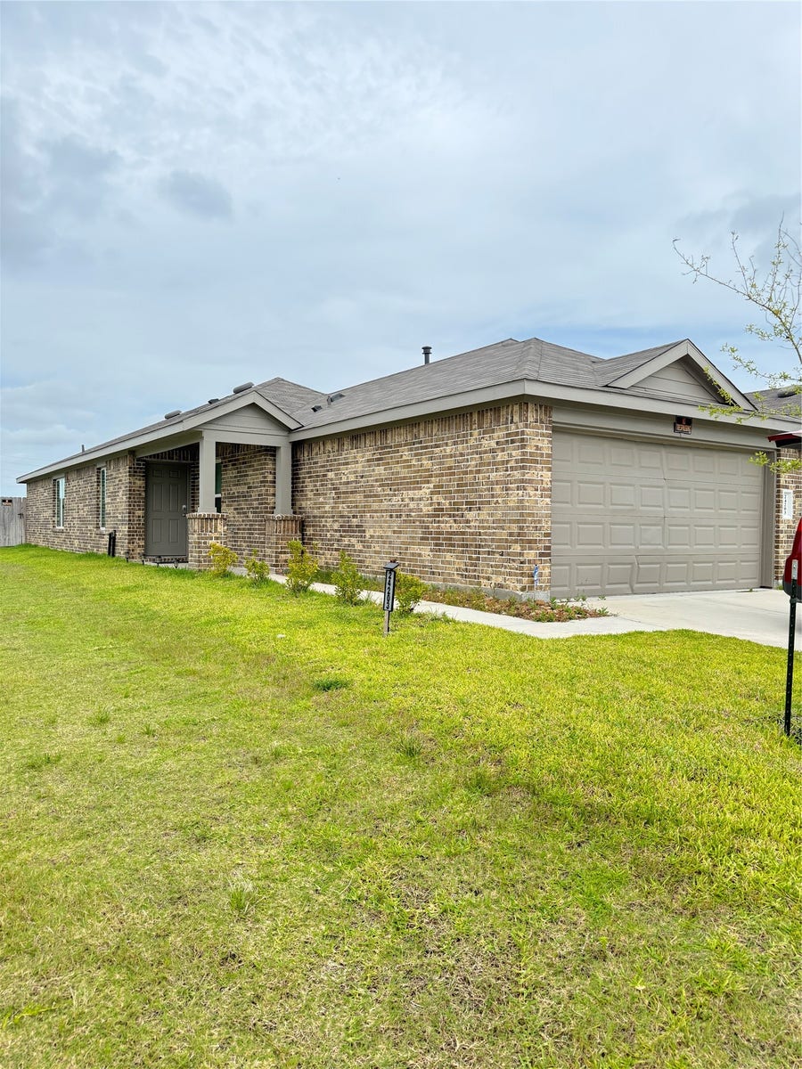 Property photo for 24203 Saddlestone Green Drive, Spring, TX
