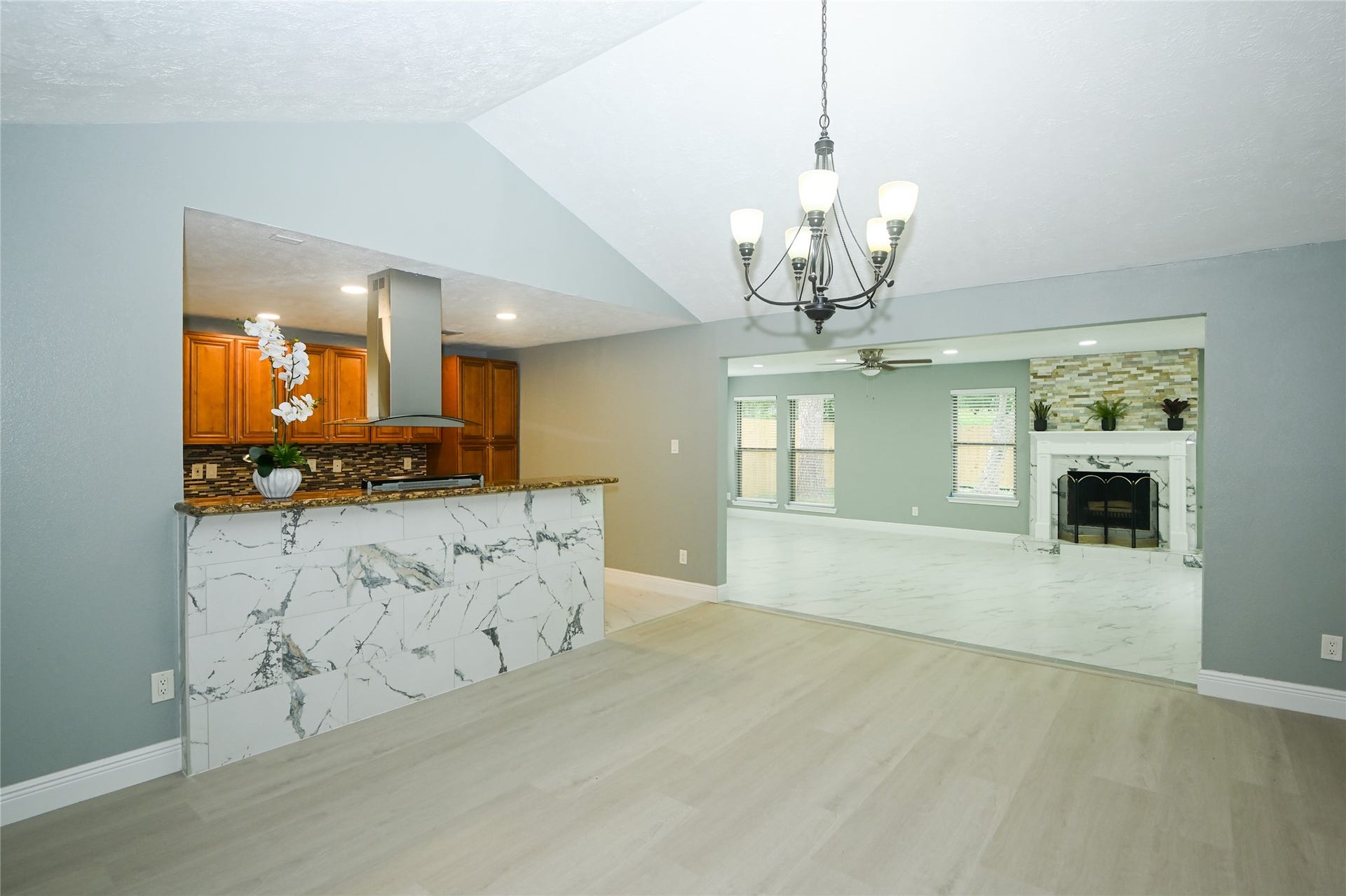 7522 Jackwood Street, Houston, TX 77074 7522 Jackwood Street, Houston, TX 77074