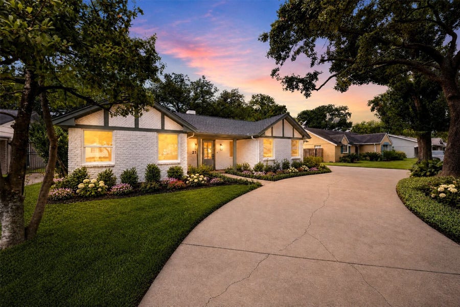 Property photo for 2126 Chimney Rock Road, Houston, TX