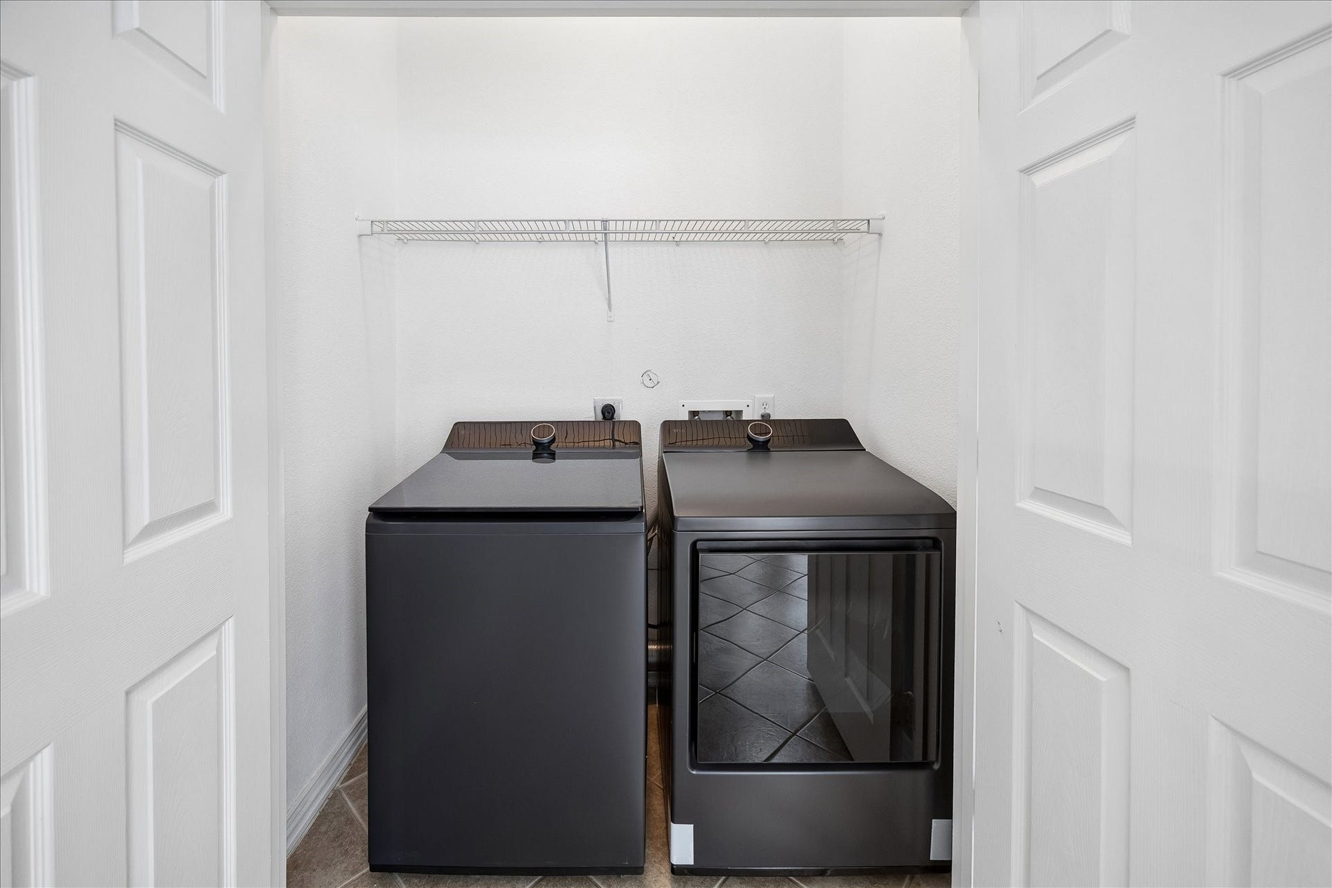 16003 Powder Springs Lane, Houston, TX 77070 16003 Powder Springs Lane, Houston, TX 77070