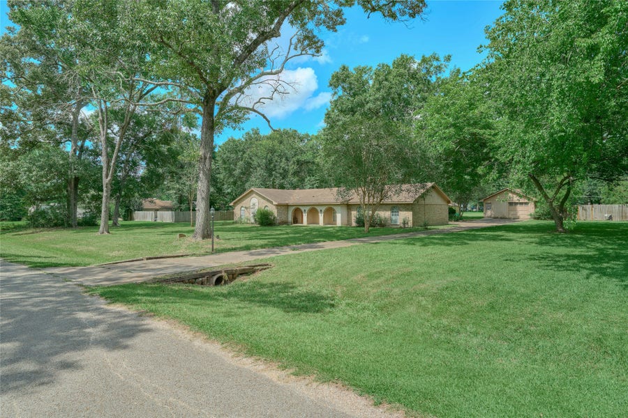 Property photo for 24803 Lori Lane, Magnolia, TX