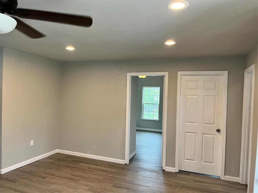 950 11th Street, San Leon, TX 77539 950 11th Street, San Leon, TX 77539