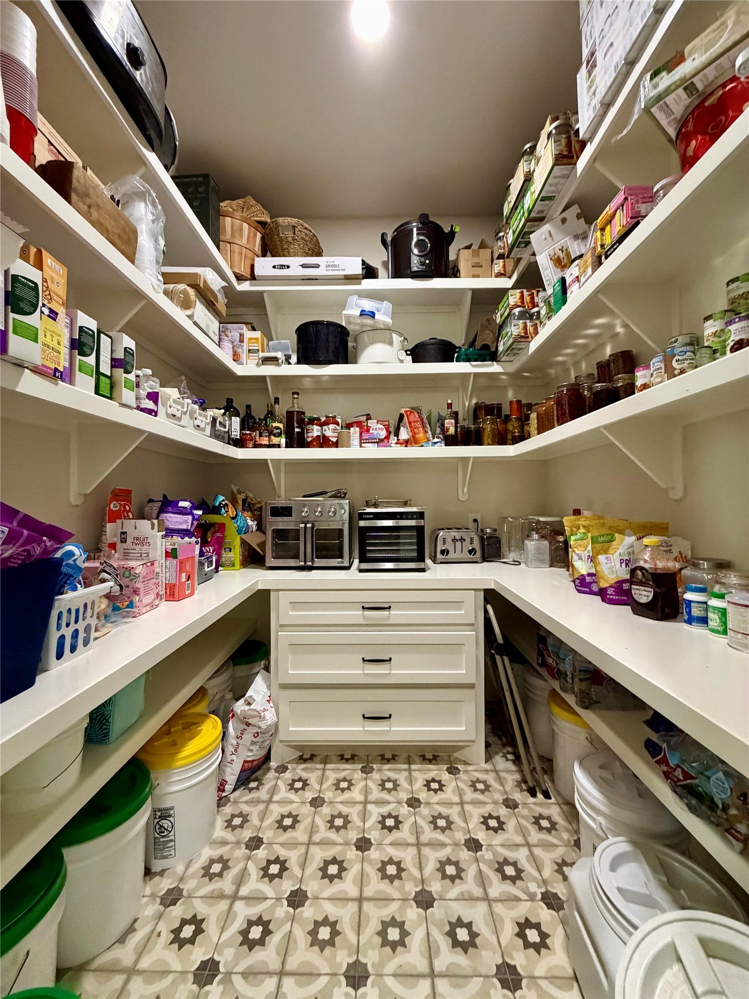 13940 Peterson Road, Montgomery, TX 77356 13940 Peterson Road, Montgomery, TX 77356