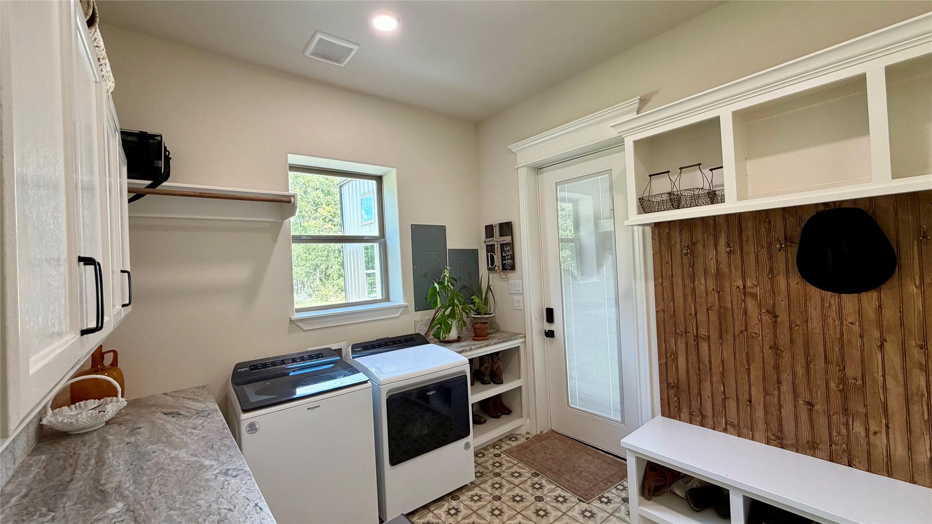 13940 Peterson Road, Montgomery, TX 77356 13940 Peterson Road, Montgomery, TX 77356