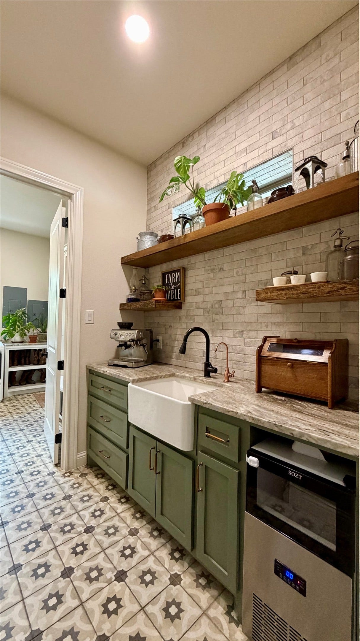 13940 Peterson Road, Montgomery, TX 77356 13940 Peterson Road, Montgomery, TX 77356