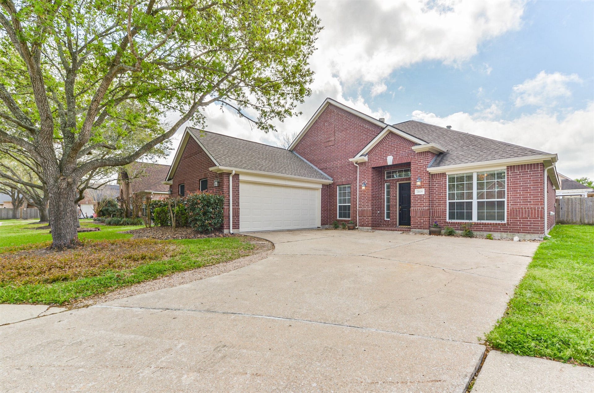 2606 Clay Creek Court, Pearland, TX 77581 2606 Clay Creek Ct. is located on cul-de-sac street