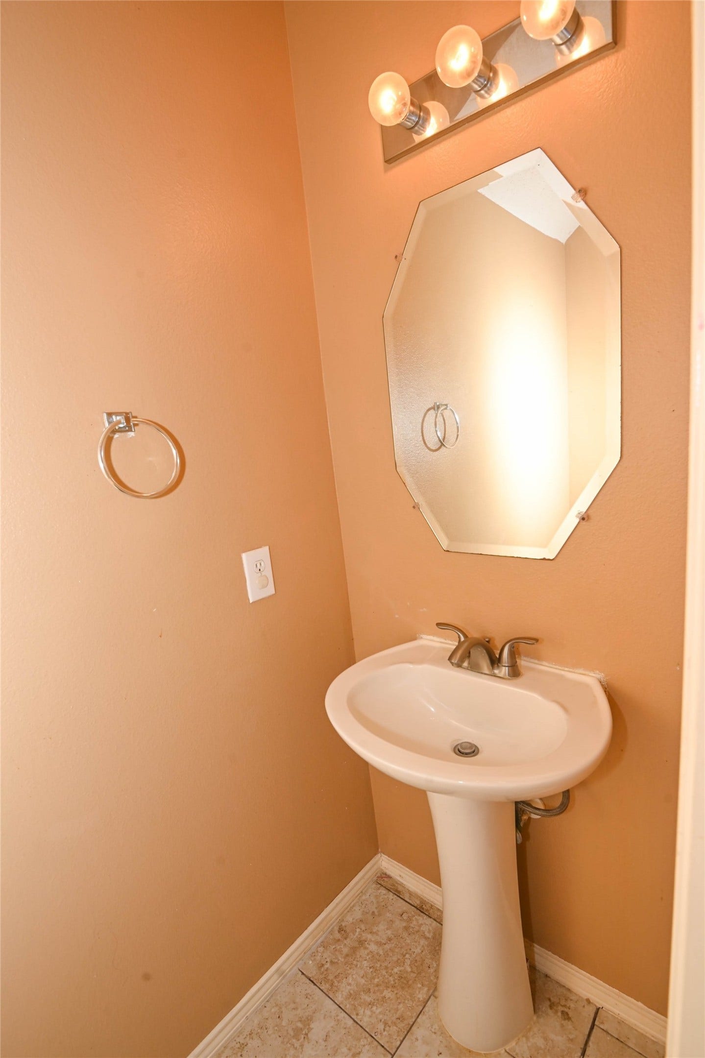 1207 Satillo Lane, Richmond, TX 77469 1207 Satillo Lane, Richmond, TX 77469