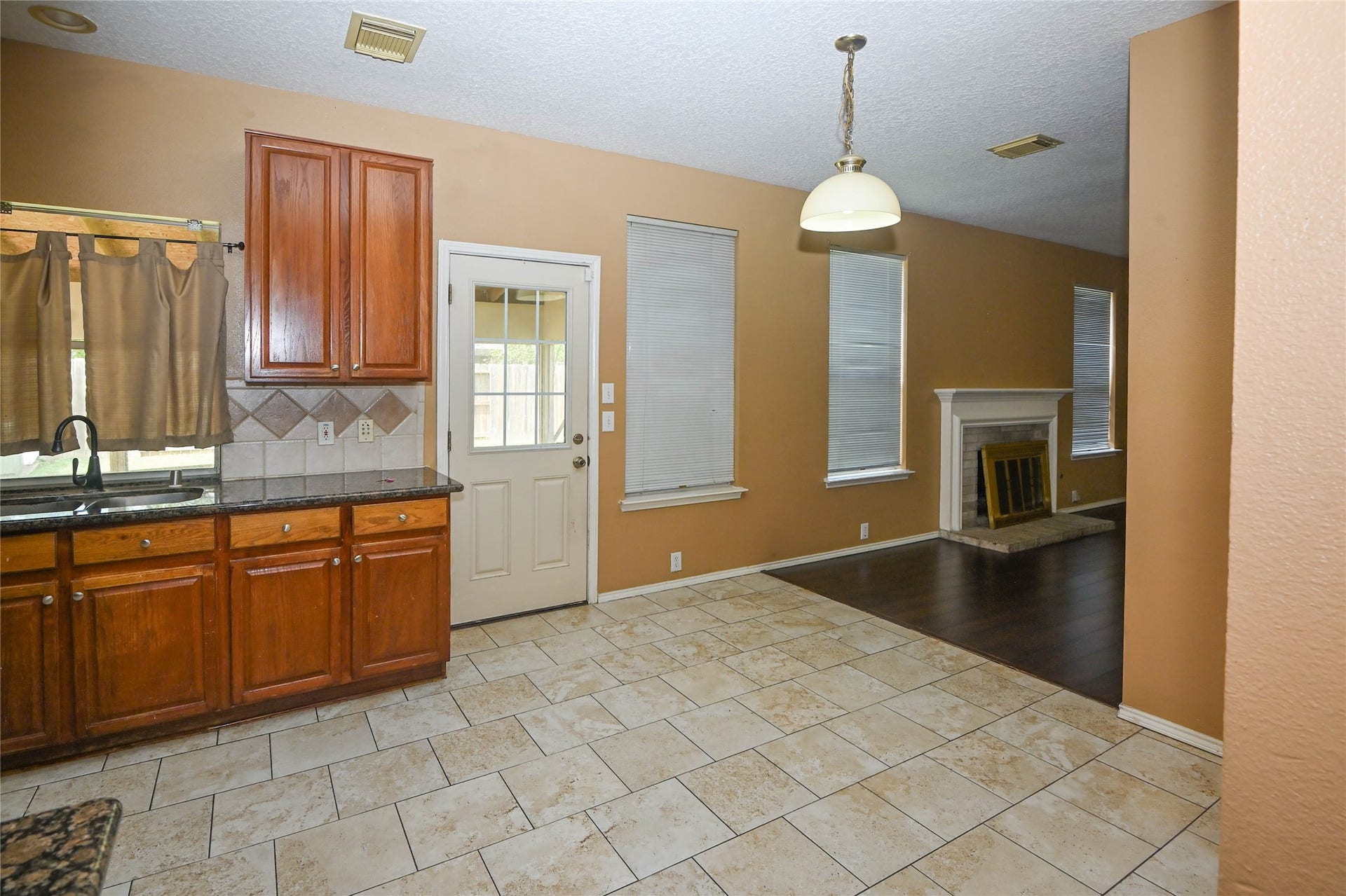 1207 Satillo Lane, Richmond, TX 77469 1207 Satillo Lane, Richmond, TX 77469