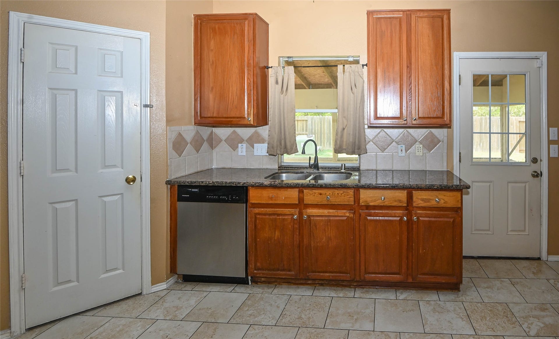 1207 Satillo Lane, Richmond, TX 77469 1207 Satillo Lane, Richmond, TX 77469