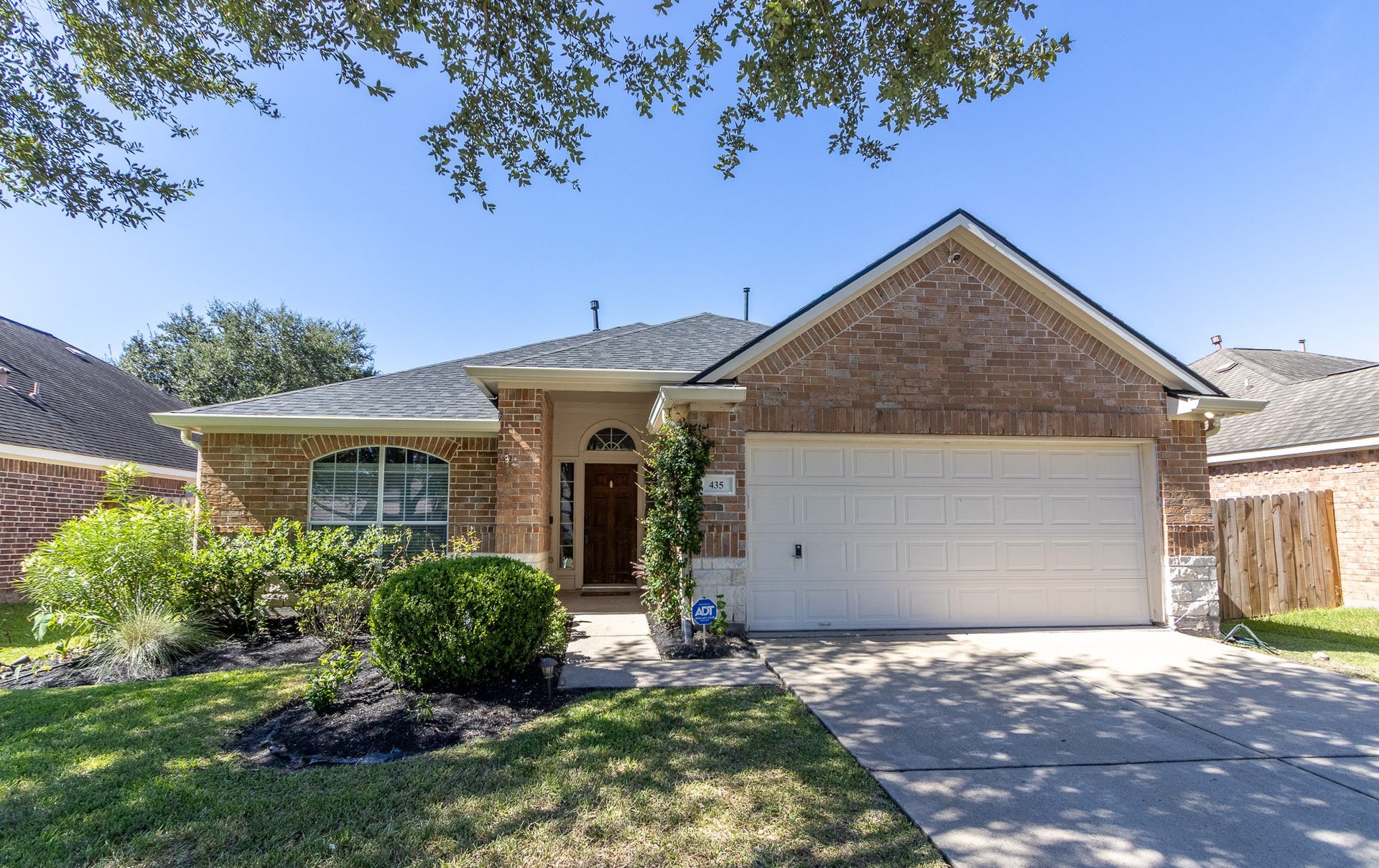 435 Sandstone Creek Lane, Dickinson, TX 77539 435 Sandstone Creek Lane, Dickinson, TX 77539