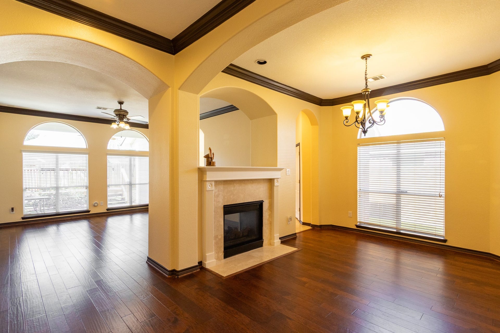435 Sandstone Creek Lane, Dickinson, TX 77539 435 Sandstone Creek Lane, Dickinson, TX 77539