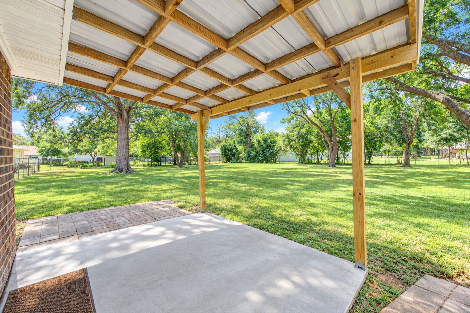 16746 Main Street, Splendora, TX 77372 16746 Main Street, Splendora, TX 77372