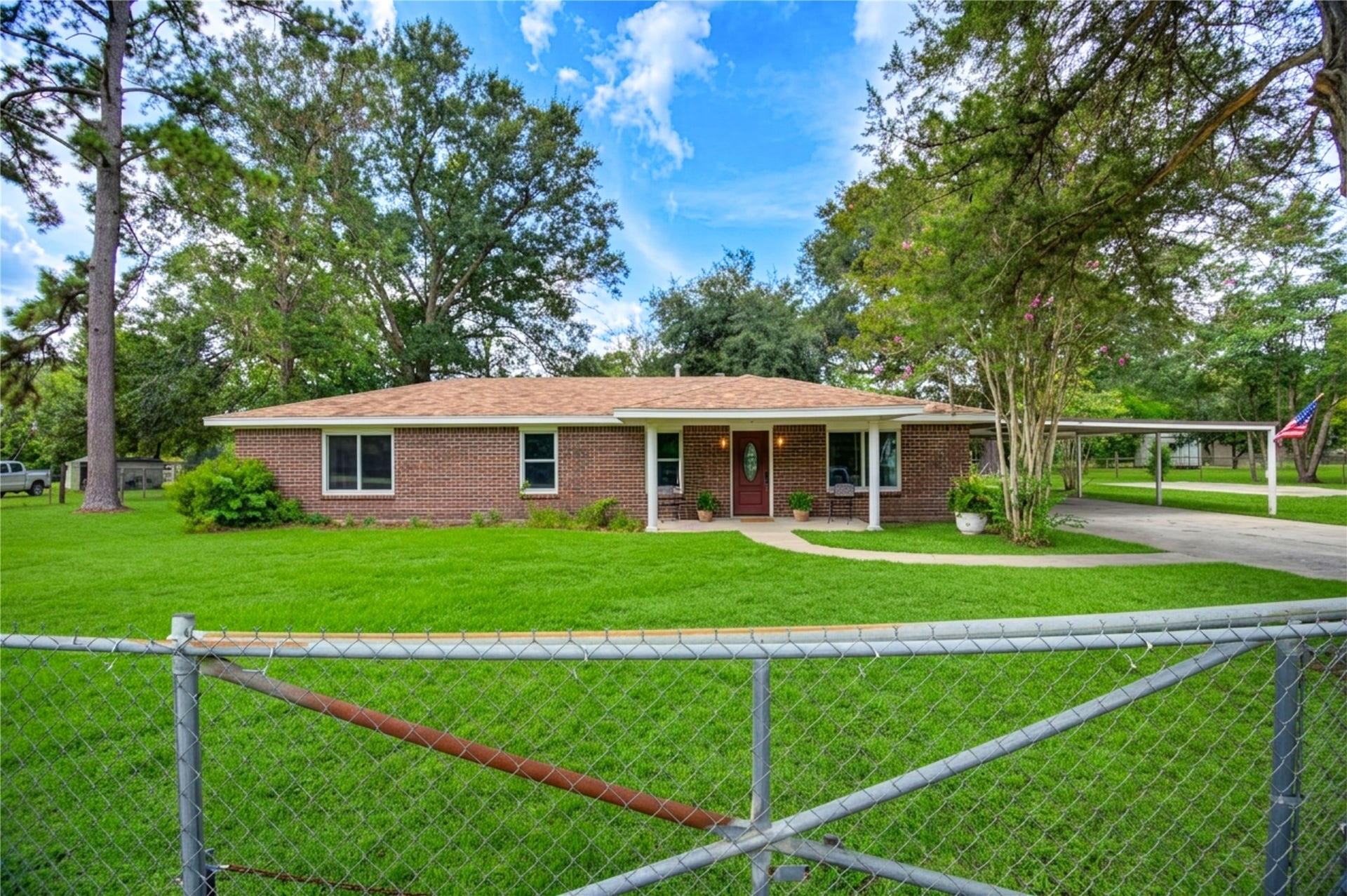 16746 Main Street, Splendora, TX 77372 16746 Main Street, Splendora, TX 77372