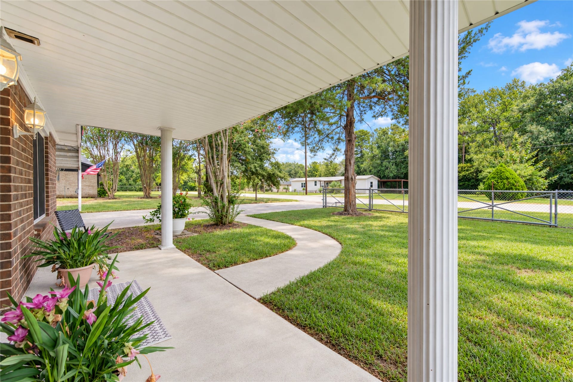 16746 Main Street, Splendora, TX 77372 16746 Main Street, Splendora, TX 77372