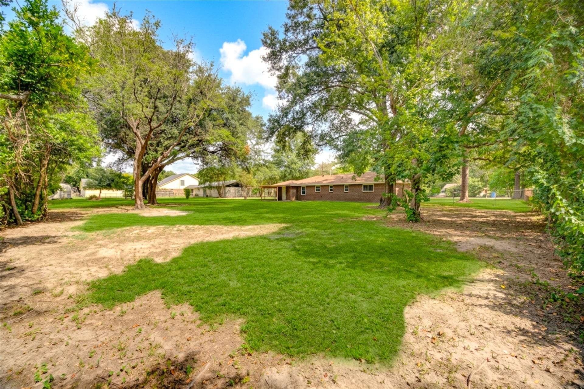 16746 Main Street, Splendora, TX 77372 16746 Main Street, Splendora, TX 77372