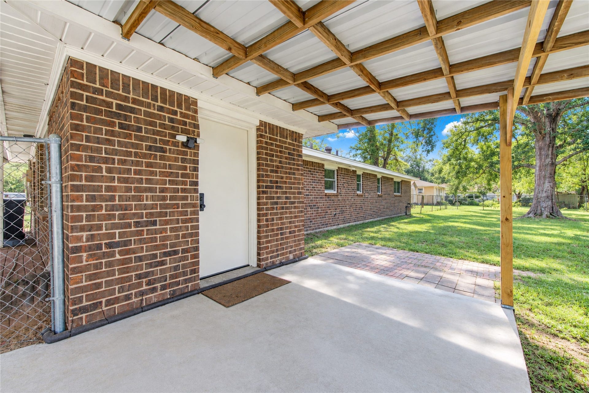 16746 Main Street, Splendora, TX 77372 16746 Main Street, Splendora, TX 77372