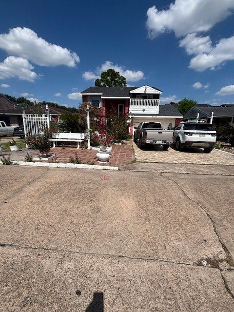 9718 Debbie Lane, Houston, TX 77038 9718 Debbie Lane, Houston, TX 77038