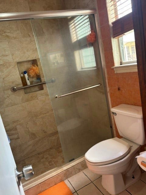 9718 Debbie Lane, Houston, TX 77038 9718 Debbie Lane, Houston, TX 77038