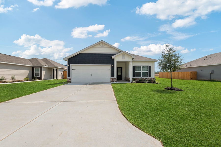 Property photo for 25506 Blooming Hazel Drive, Cleveland, TX