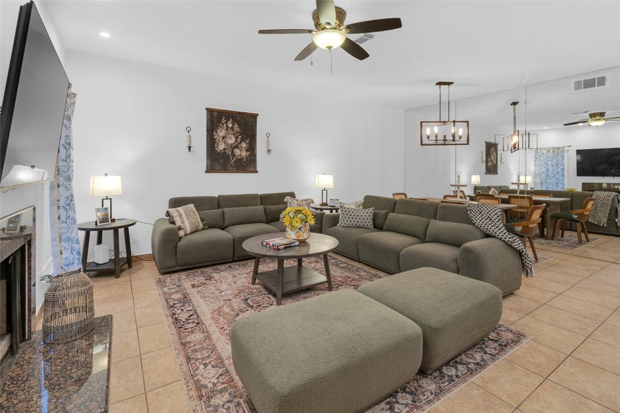 Property photo for 7294 Regency Square Ct, Houston, TX