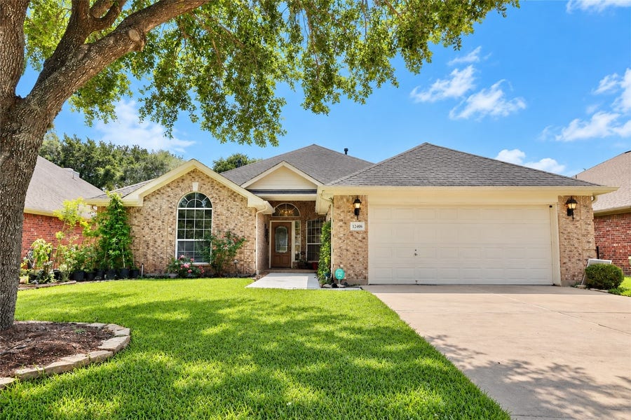 Property photo for 12406 Drake Prairie Lane, Cypress, TX