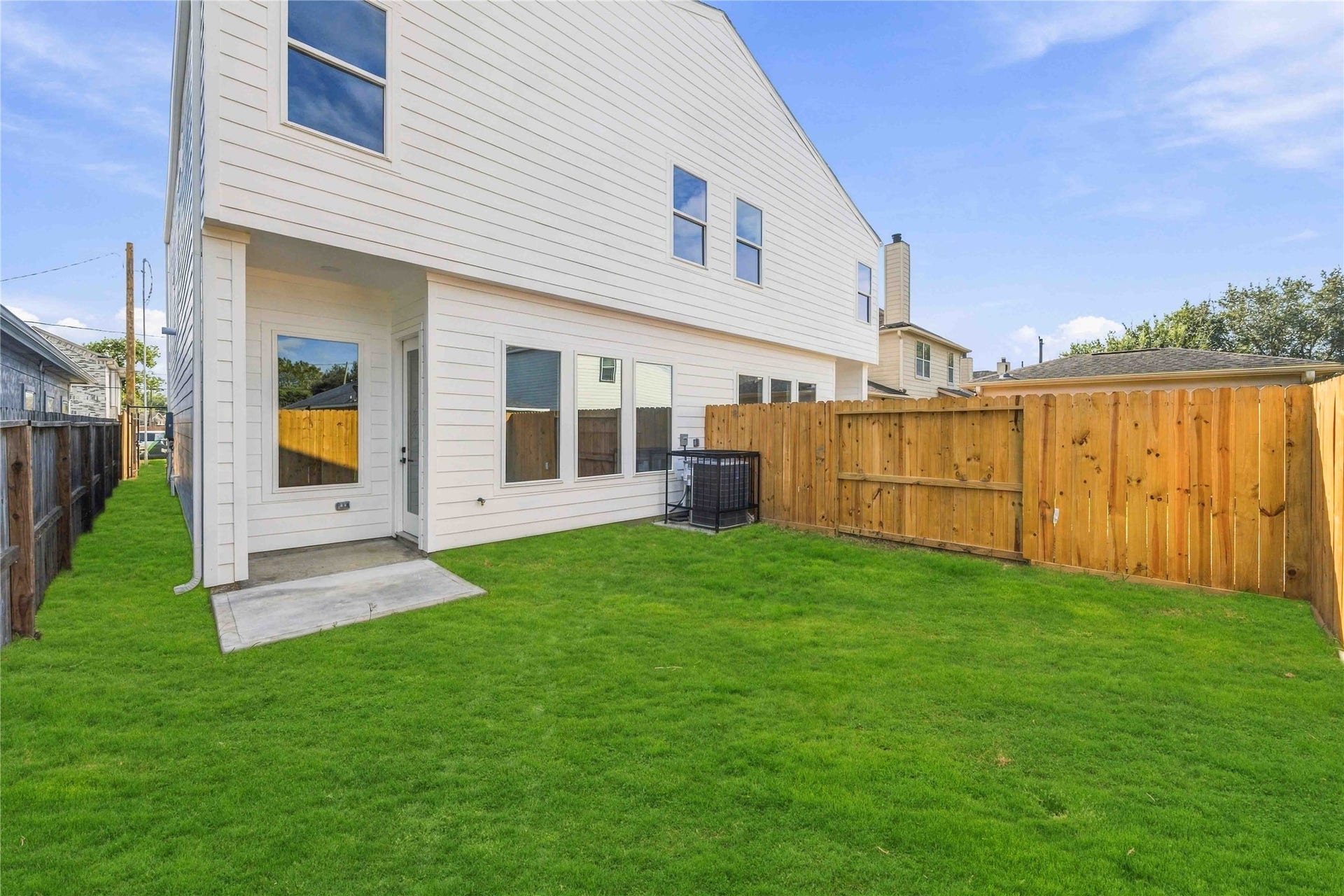 8220 Gladstone Street, #A/B, Houston, TX 77051 8220 Gladstone Street, #A/B, Houston, TX 77051