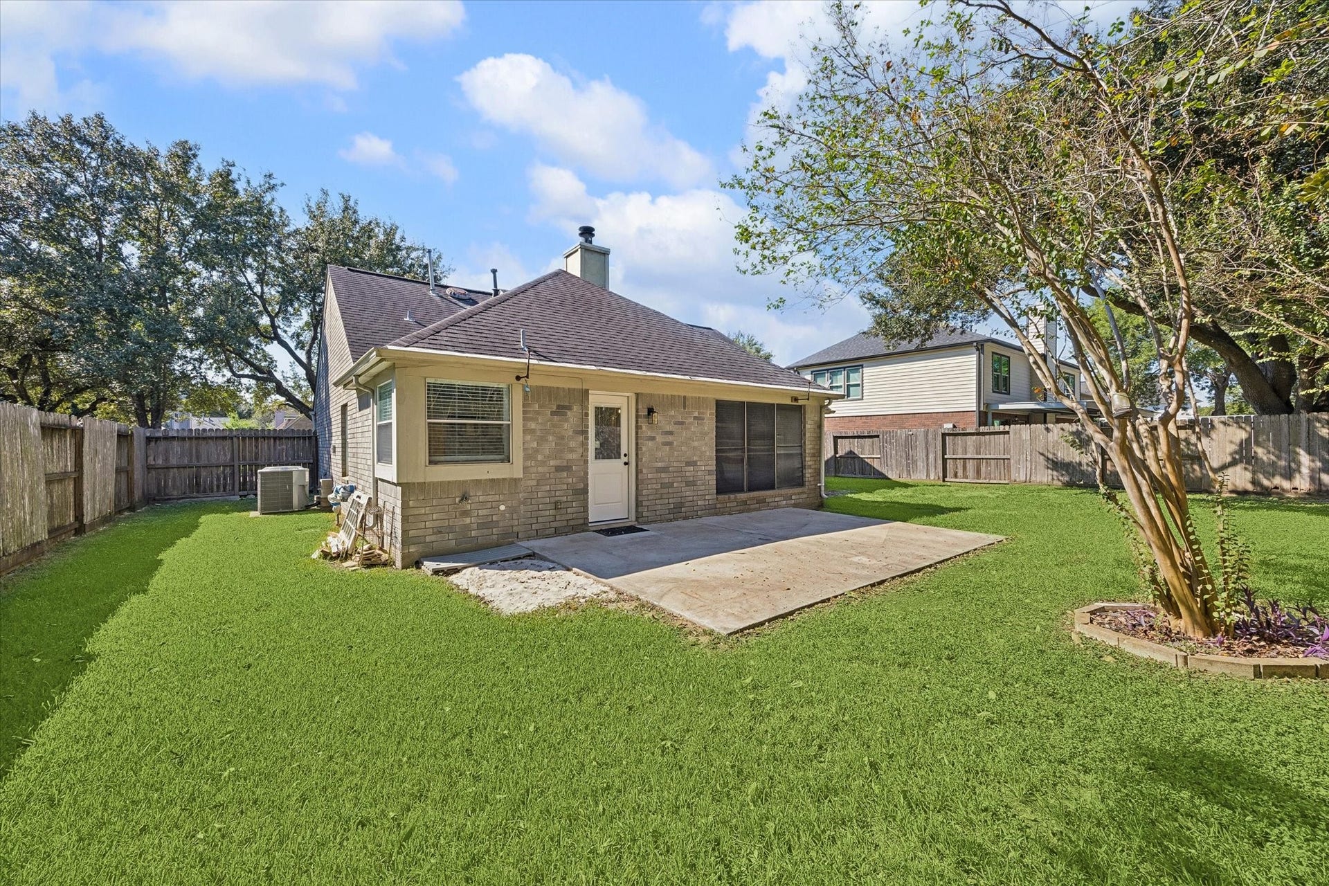 3909 Greenwood Drive, Pearland, TX 77584 3909 Greenwood Drive, Pearland, TX 77584