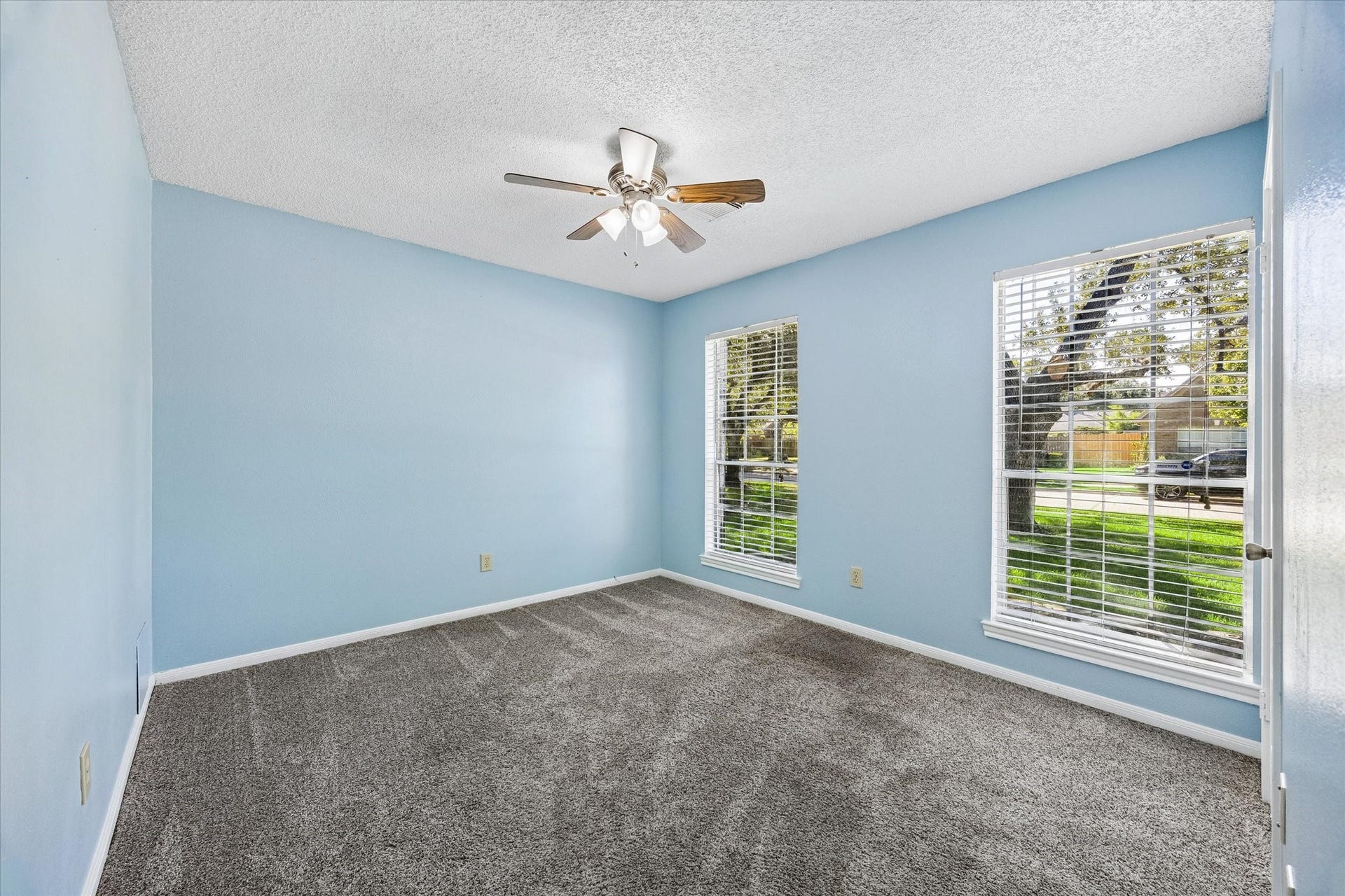 3909 Greenwood Drive, Pearland, TX 77584 3909 Greenwood Drive, Pearland, TX 77584