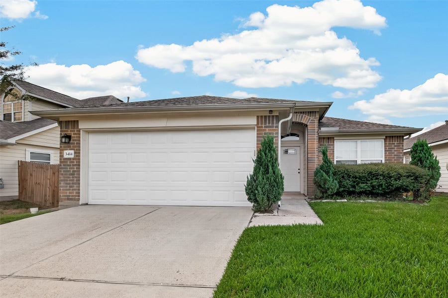 Property photo for 3414 Bluebird Park Lane, Humble, TX