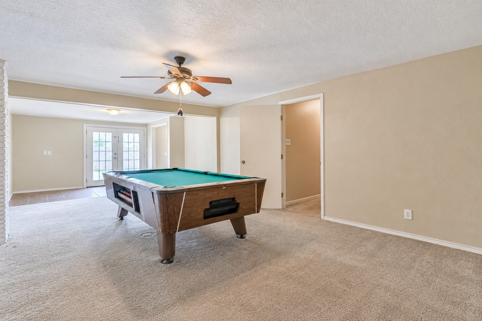 10 Maple Lane, Galveston, TX 77551 10 Maple Lane, Galveston, TX 77551