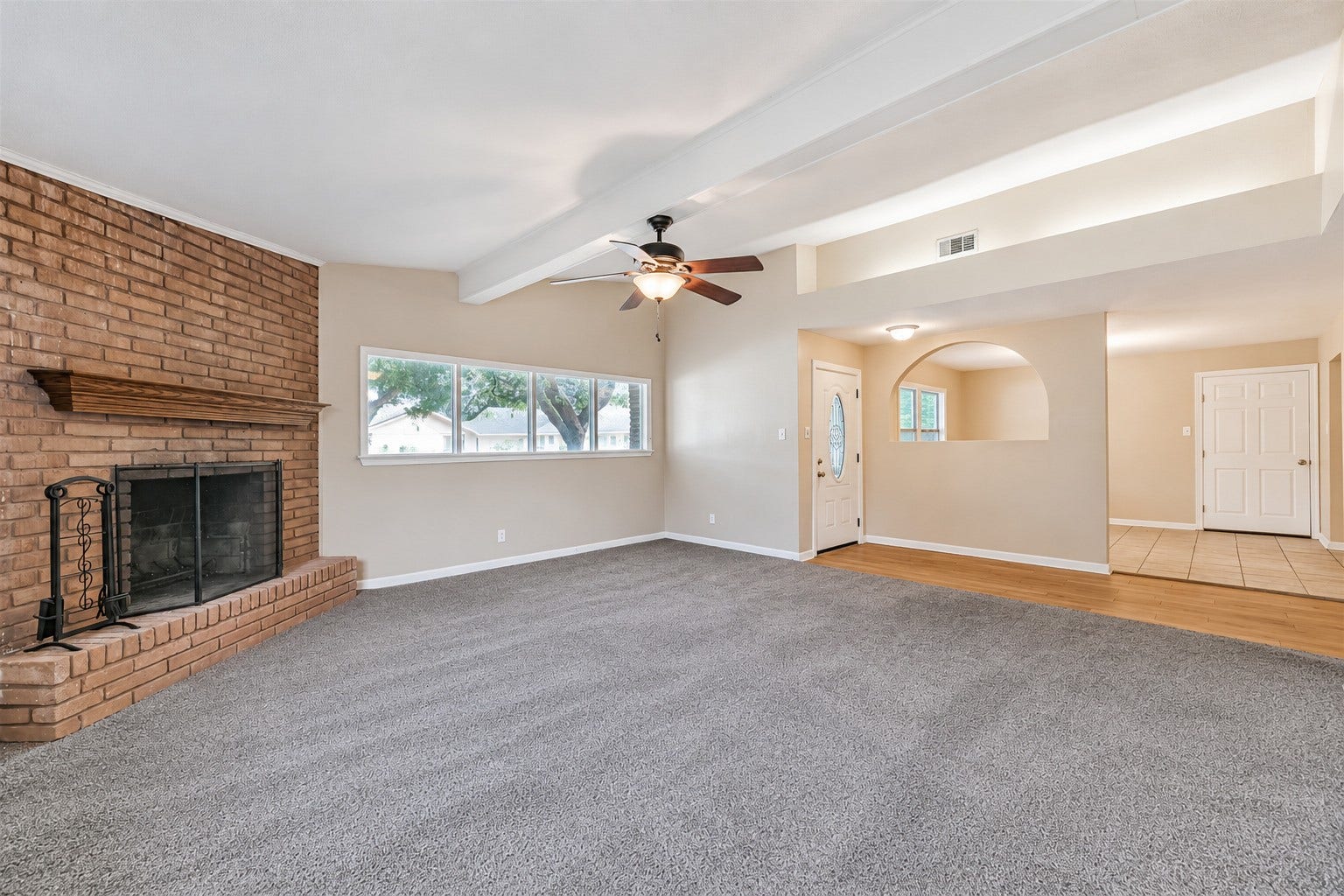 10 Maple Lane, Galveston, TX 77551 10 Maple Lane, Galveston, TX 77551