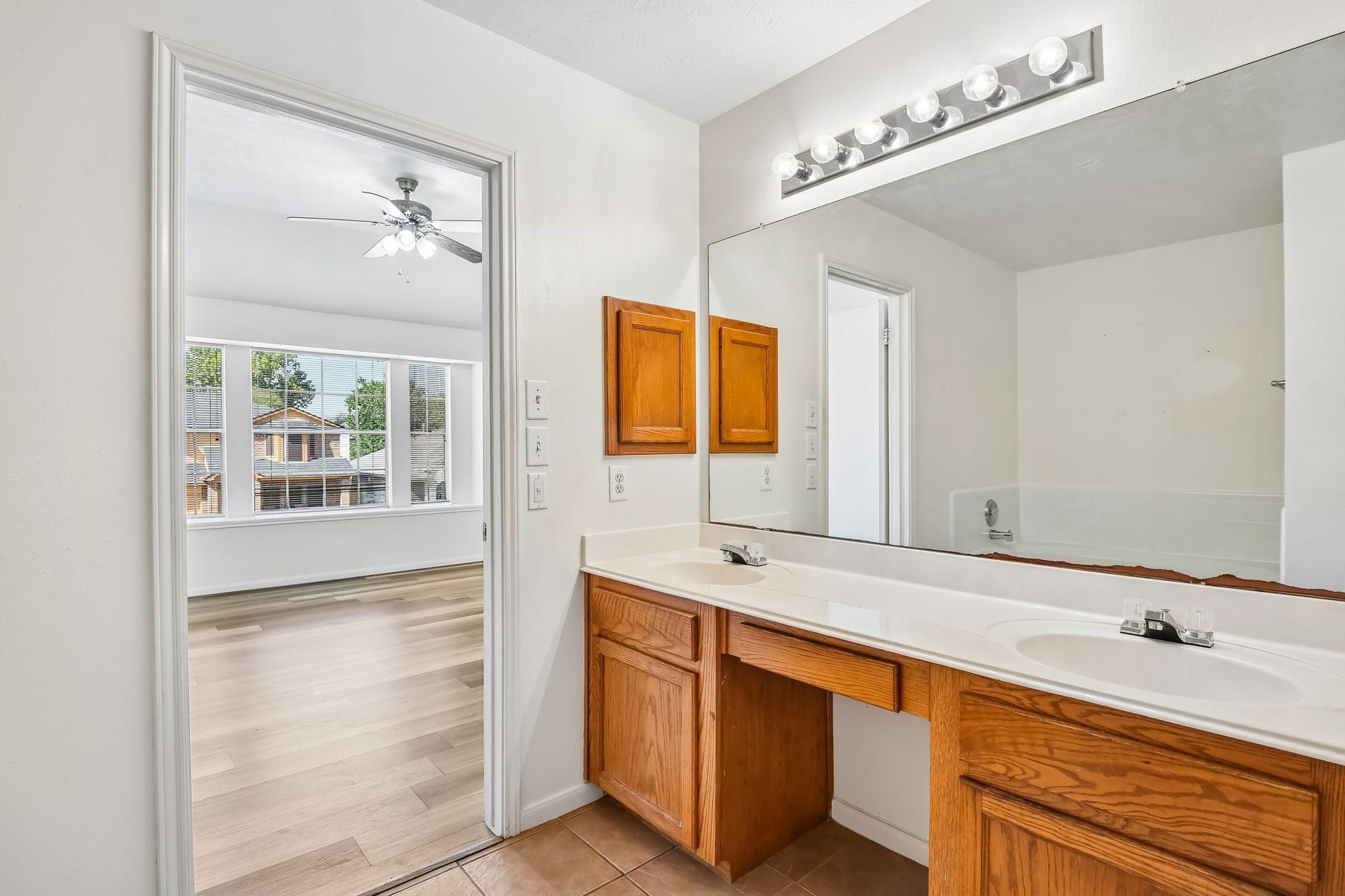 12006 Thornburg Lane, Houston, TX 77067 12006 Thornburg Lane, Houston, TX 77067
