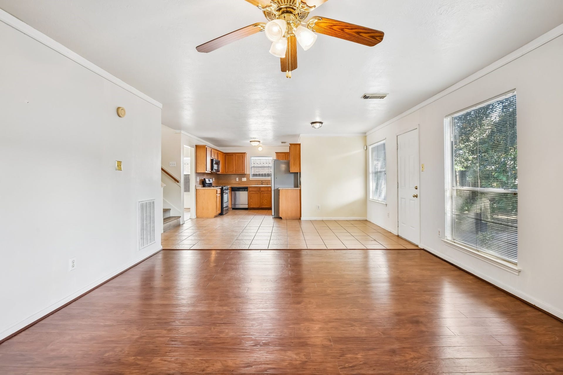 12006 Thornburg Lane, Houston, TX 77067 Family room flows into breakfast nook and kitchen areas