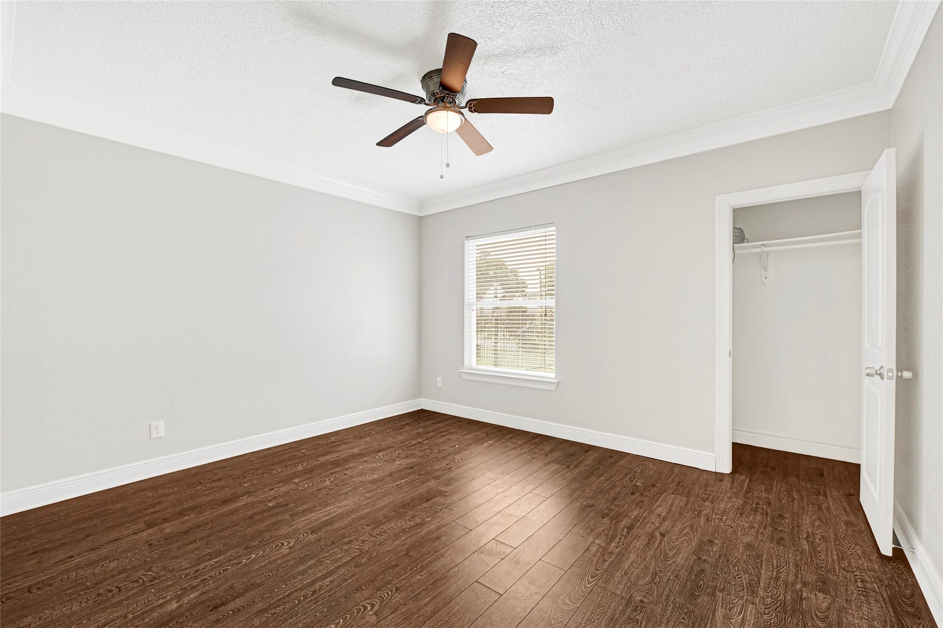 7125 Gillen St, Houston, TX 77087 7125 Gillen St, Houston, TX 77087