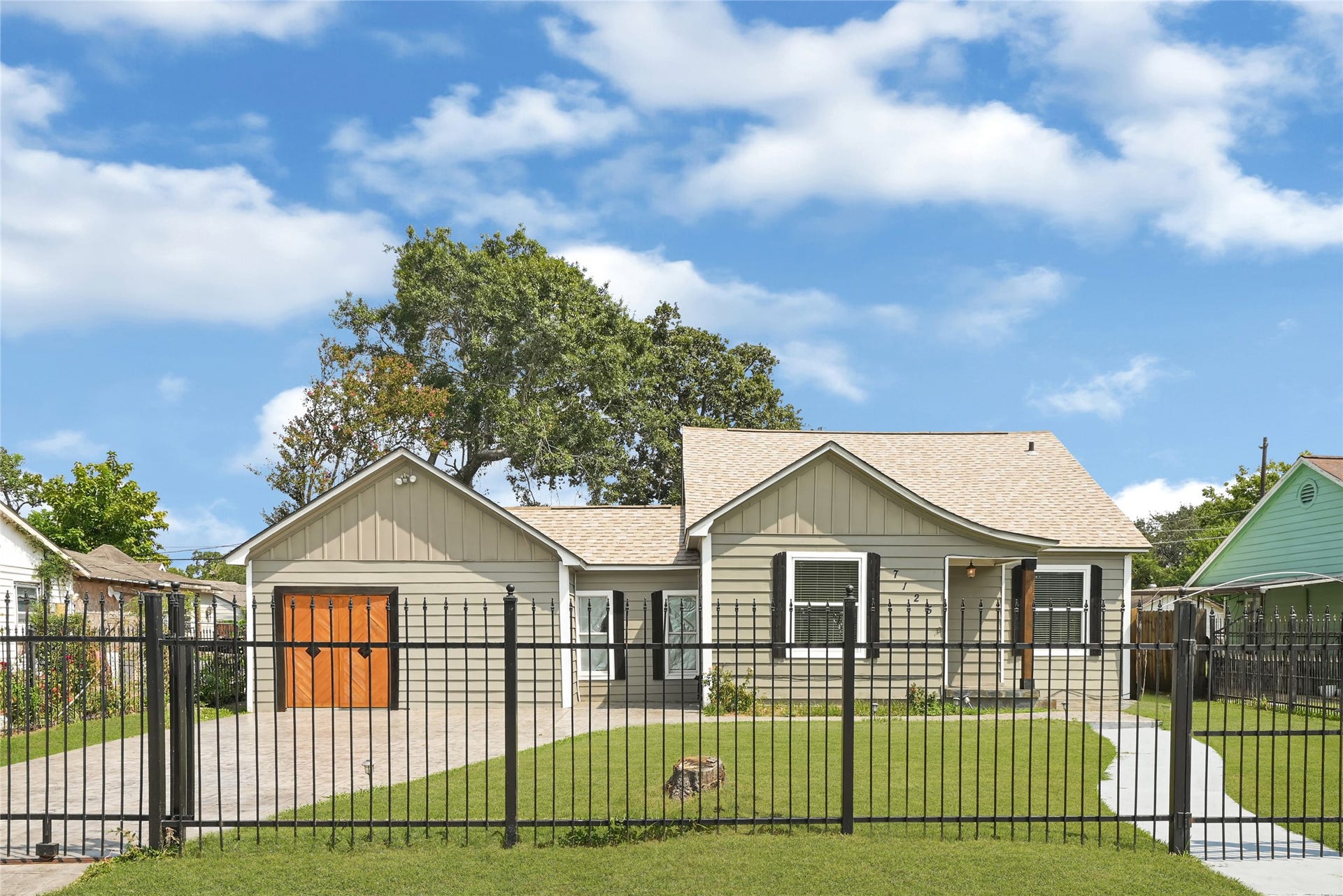 7125 Gillen St, Houston, TX 77087 7125 Gillen St, Houston, TX 77087