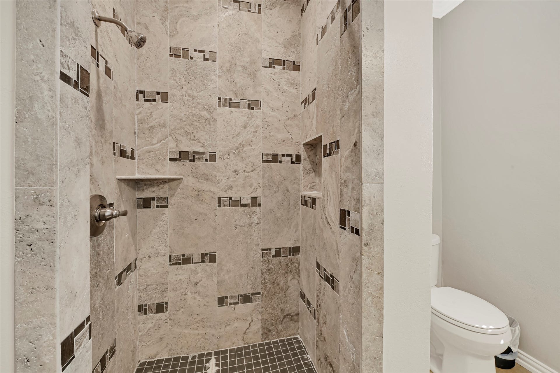 7125 Gillen St, Houston, TX 77087 7125 Gillen St, Houston, TX 77087