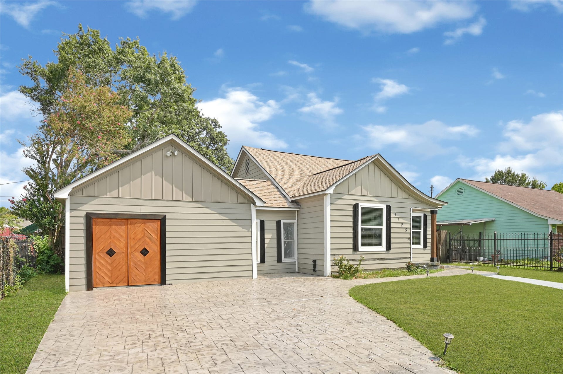 7125 Gillen St, Houston, TX 77087 7125 Gillen St, Houston, TX 77087