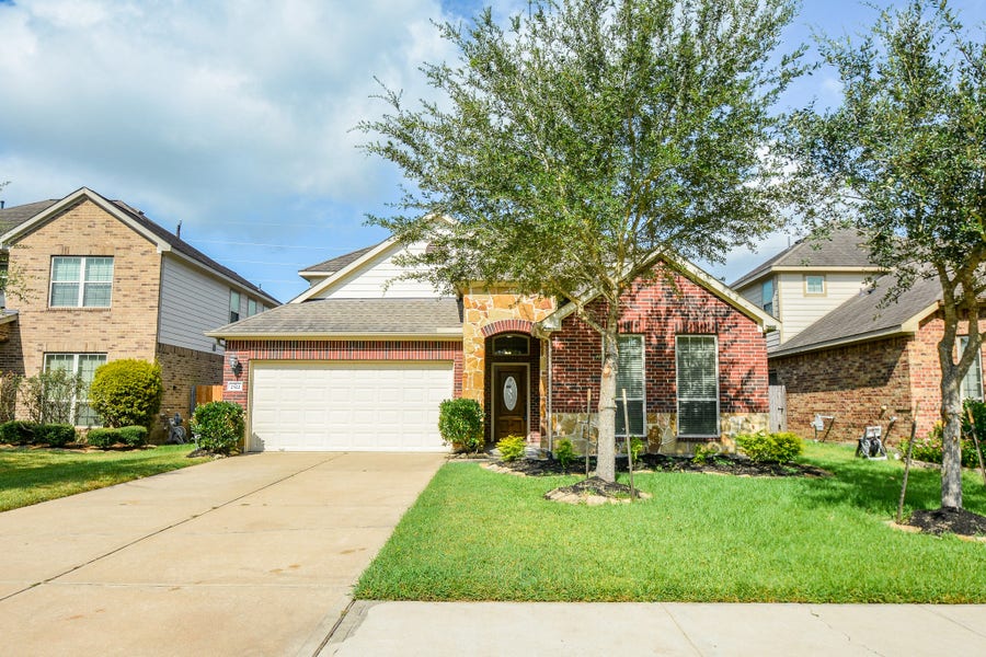 Property photo for 2322 Argos Drive, Missouri City, TX