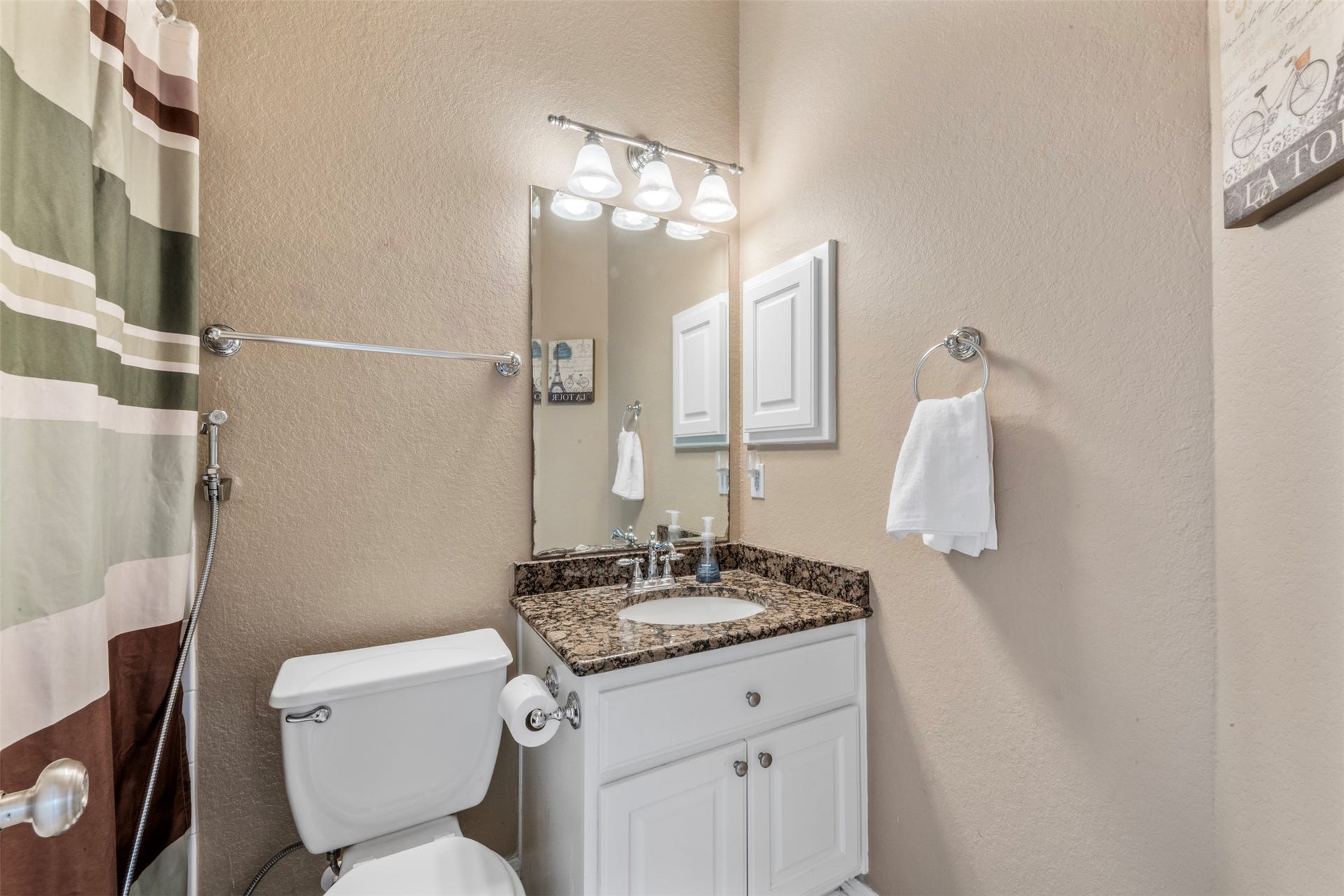 26418 Cottage Cypress Lane, Cypress, TX 77433 This secondary bathroom is in the added bedroom on the first floor. Great for out of town guest or even possibly a nursery.