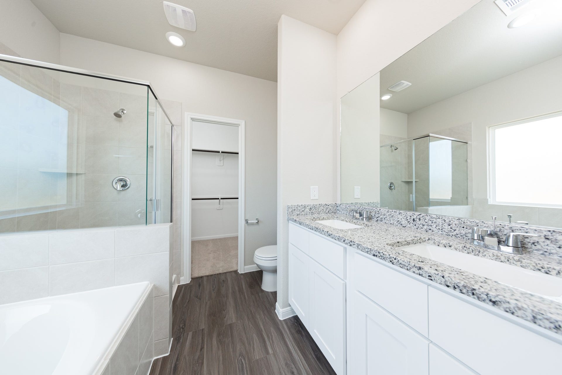 3874 Avalon Lane, Conroe, TX 77301 3874 Avalon Lane, Conroe, TX 77301