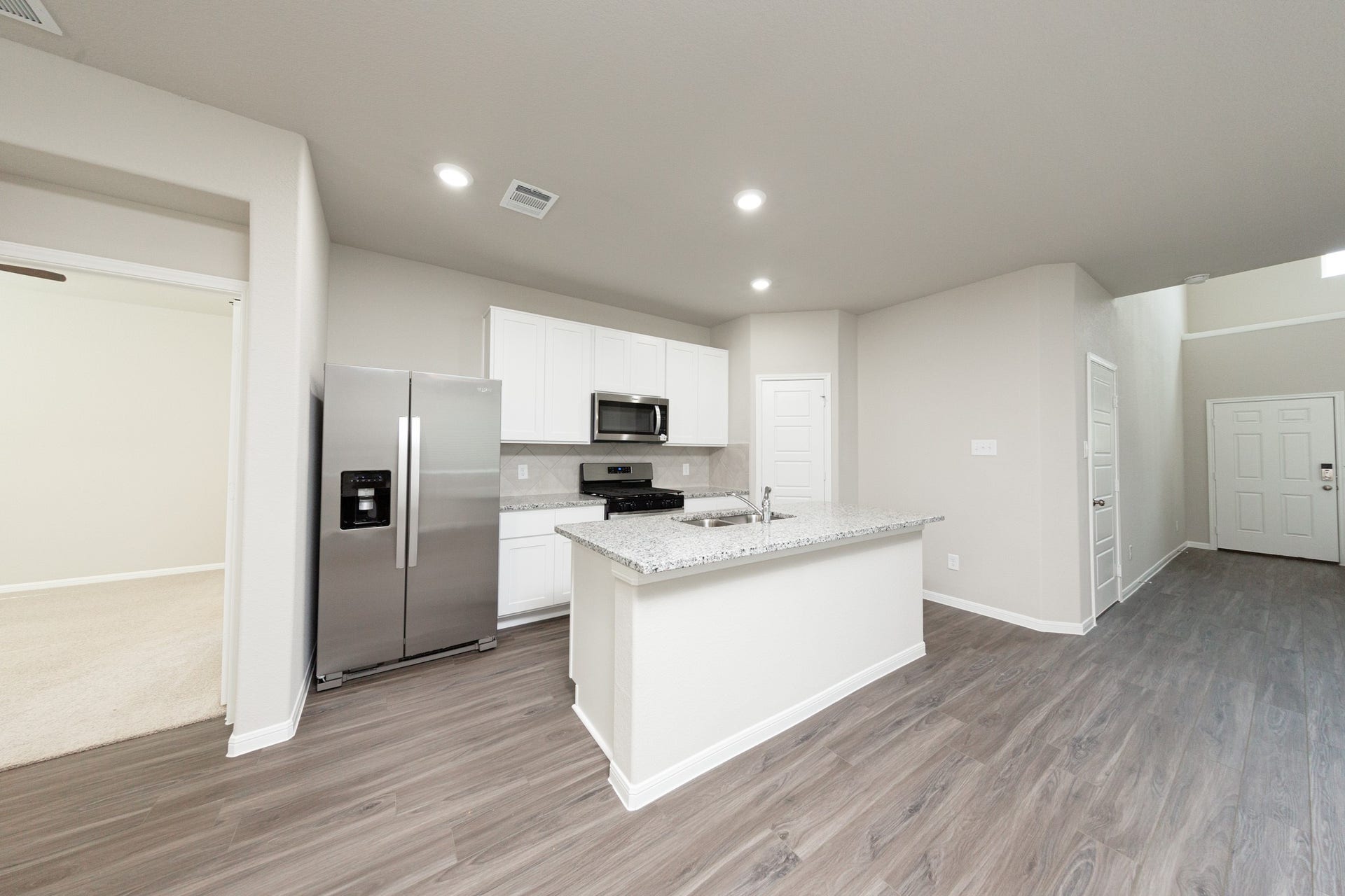 3874 Avalon Lane, Conroe, TX 77301 3874 Avalon Lane, Conroe, TX 77301
