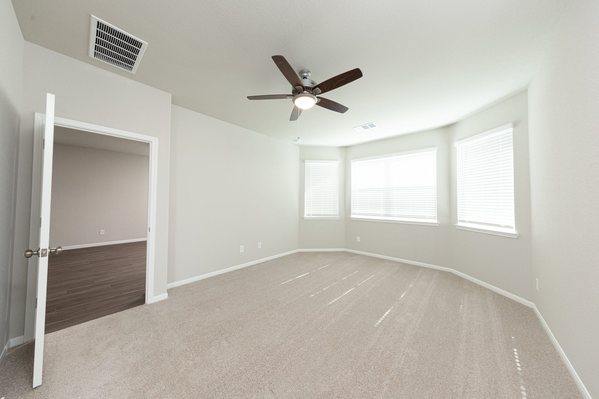 3874 Avalon Lane, Conroe, TX 77301 3874 Avalon Lane, Conroe, TX 77301