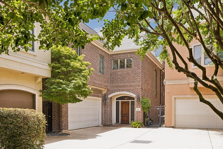 Property photo for 28 Hackberry Lane, #C, Houston, TX
