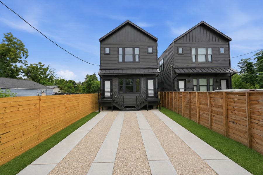 Property photo for 218 E 37th Street, #A, Houston, TX